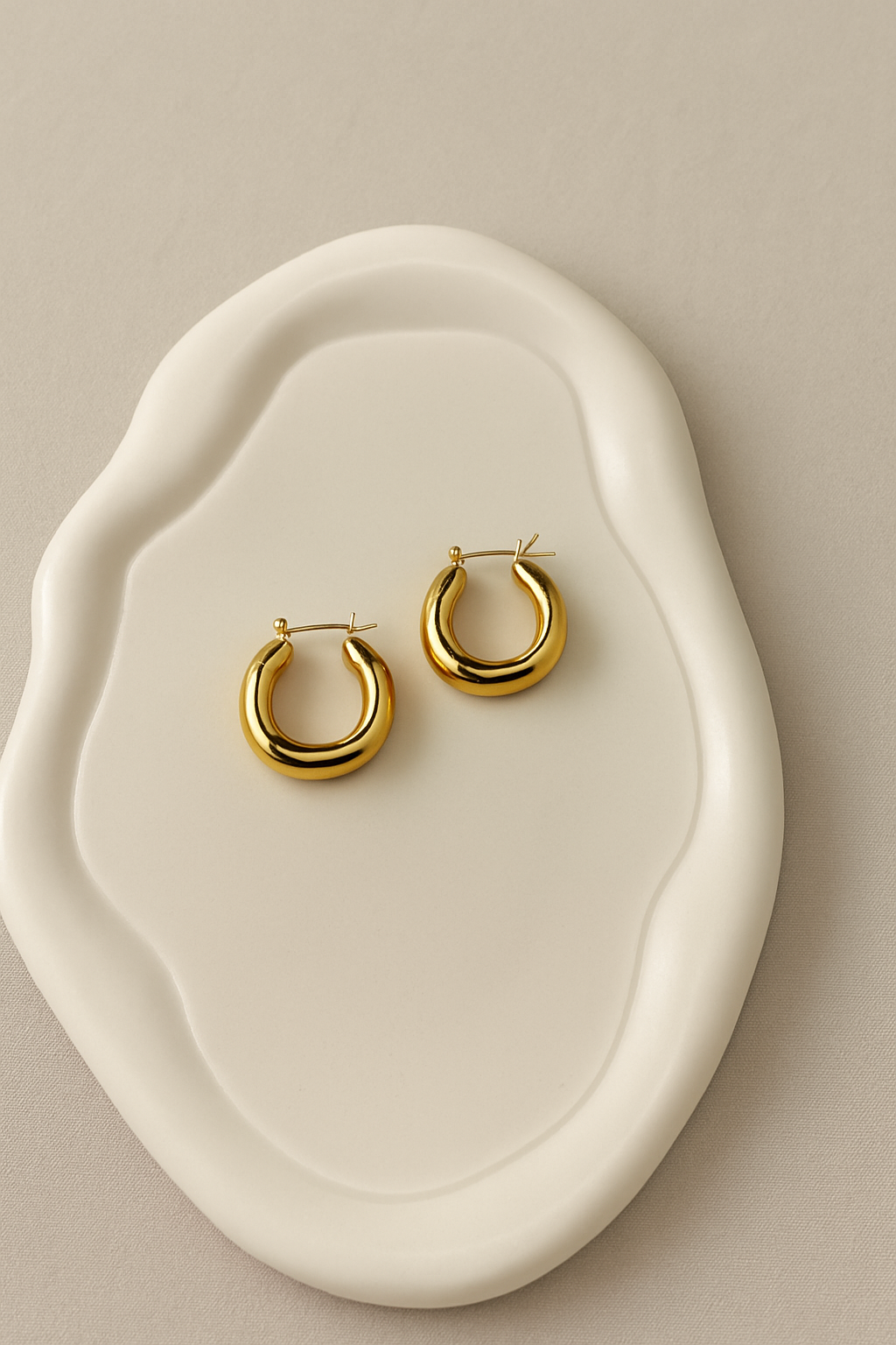 🧿 Gleya Bold Curve Hoops 🧿