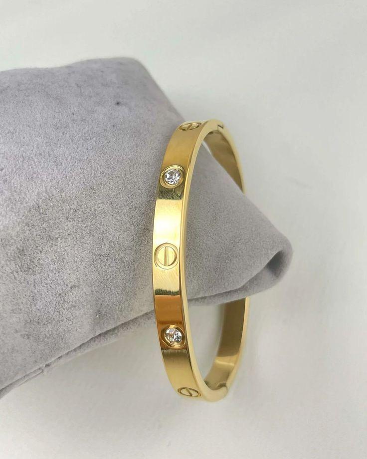 🛠️ Gleya Eternity Rivet Cuff ✨
